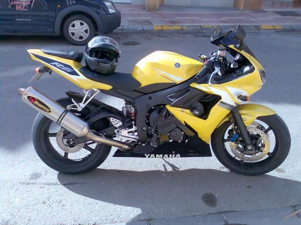 yamaha yzf r6 serie limitada amarilla y negra