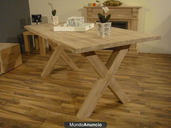 Mesa de comedor de roble macizo Cruzada