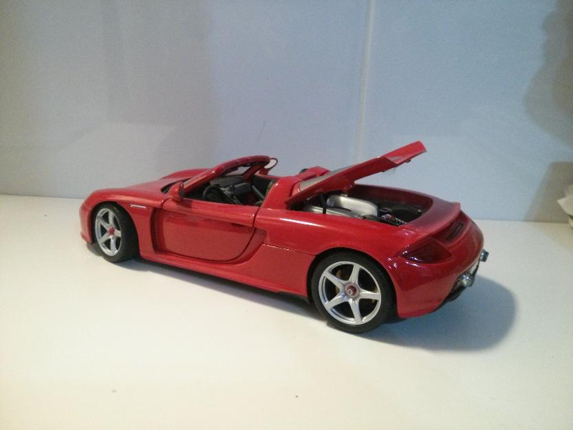 Porche Carrera Gt Escala 1:18