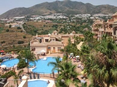 Apartamento con 3 dormitorios se vende en Benalmadena Costa, Costa del Sol