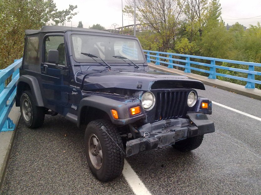 jeep 4.0 wrangler accidentado