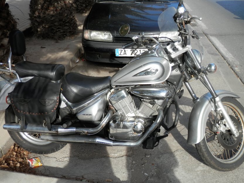 Suzuki intruder 250cc en bueno estado !!!