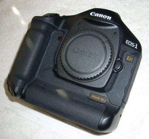 CANON 1DS MARK III Como Nueva-800 disparos