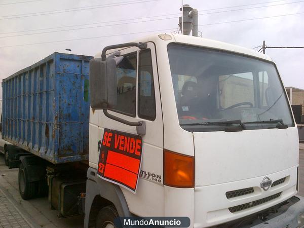 NISSAN ATLEON 140 CON VOLQUETE MULTILIFT 5Tn!!!