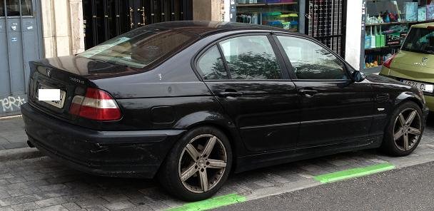 vendo coche bmw negro