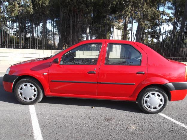 Se vende coche dacia logan en muy buen estado