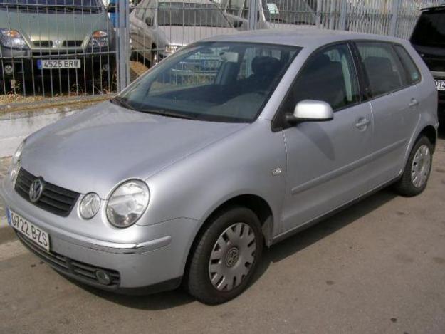 Venta de coche Volkswagen POLO 1.2 TRENDLINE '02 en Sabadell