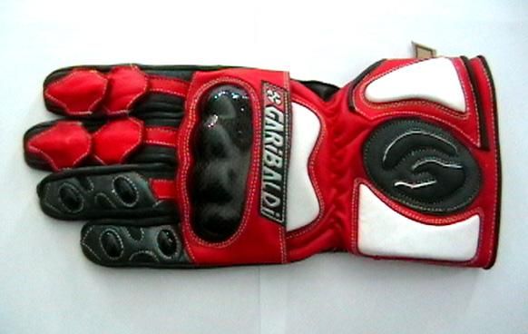 VENDO GUANTES MOTORISTA TIPO GP. NUEVOS A ESTRENAR