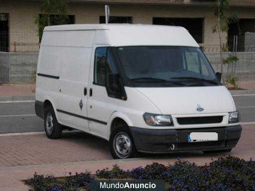 VENTA FORD TRANSIT TECHO ALTO 240 FGN 100 PLUS 5P BUEN ESTADO