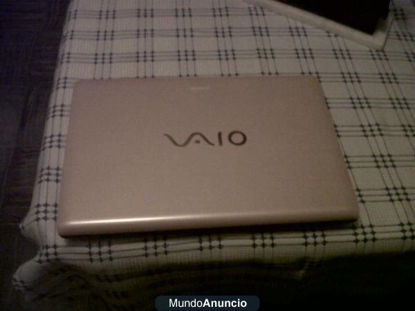 VENDO SONY VAIO 15,5 PULGADAS