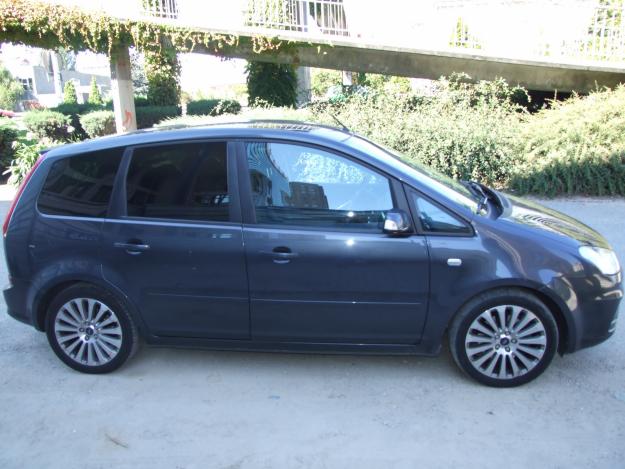 Venta de Ford C-MAX TITANIUM 2.0 seminuevo