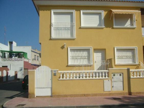 Casa adosada en Alcazares, Los