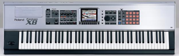 Roland fantom X8