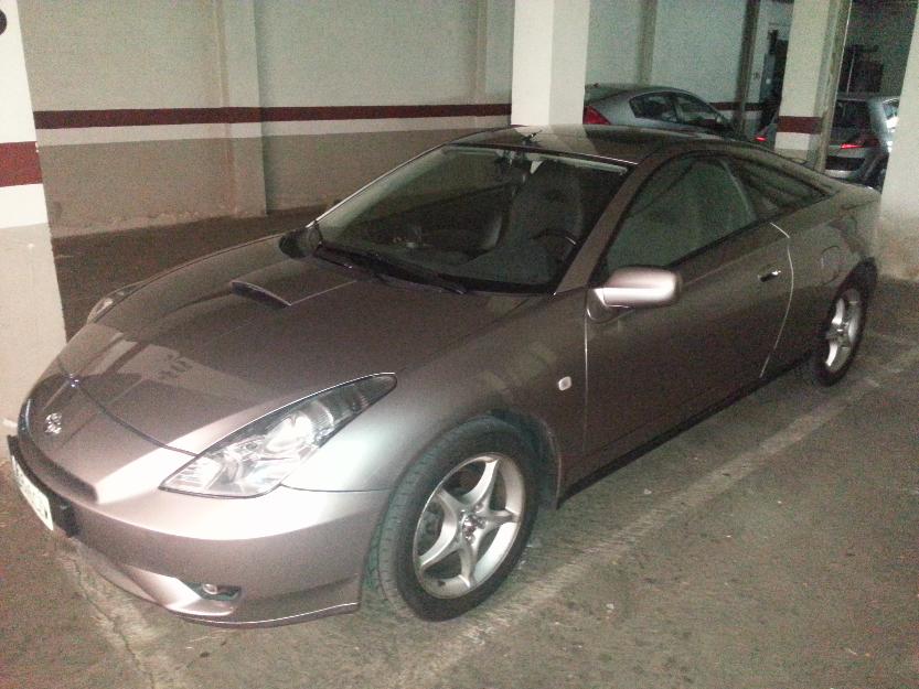 toyota celica 2004 libro de mantenimento en perfecto estado