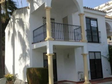 Chalet con 3 dormitorios se vende en Benalmadena Costa, Costa del Sol