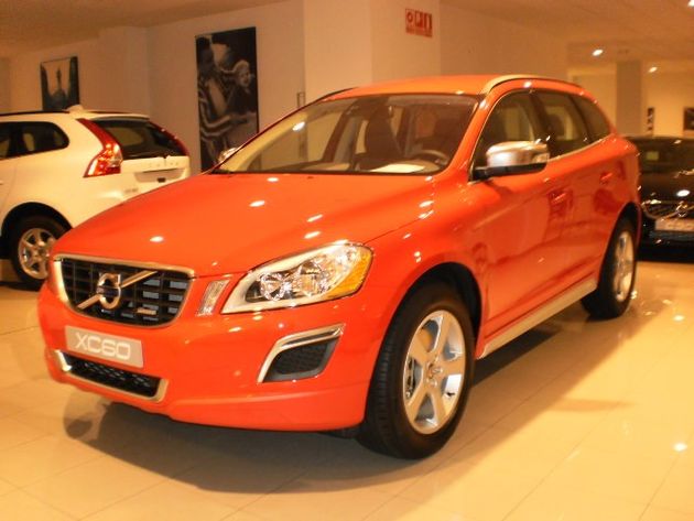 VOLVO XC60 R-DESING