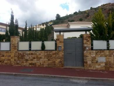 Chalet con 5 dormitorios se vende en Malaga, Costa del Sol