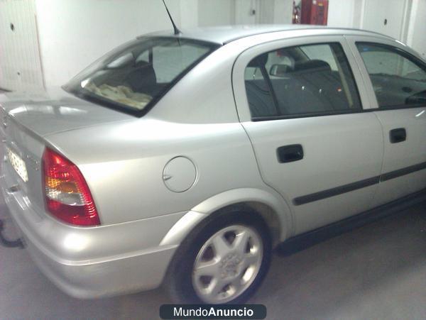 VENDO OPEL ASTRA AÑO 2001