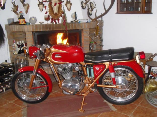 Venta Ducati 200 Elite año 1961 totalmente restaurada