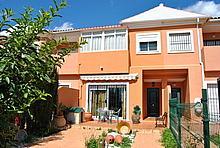 Casa adosada en Caleta de Velez