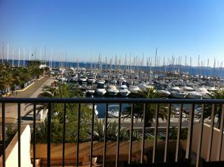 Apartamento en residencia : 4/4 personas - vistas a mar - hyeres  var  provenza-alpes-costa azul  francia