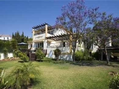 Chalet con 5 dormitorios se vende en Mijas Costa, Costa del Sol