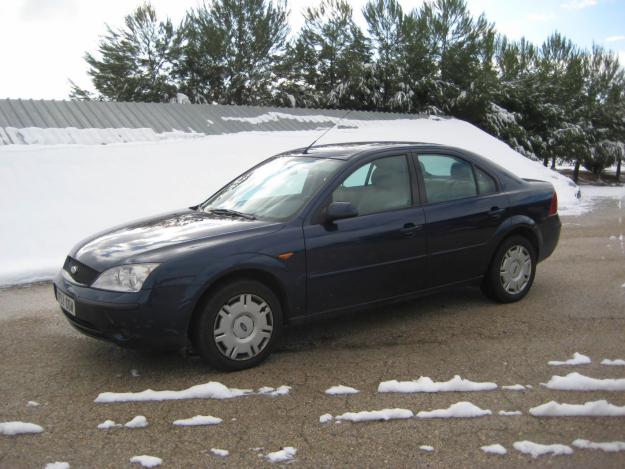 se vende ford mondeo 2003