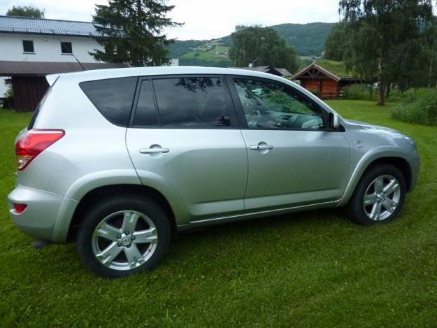 Toyota rav4 2.2 d