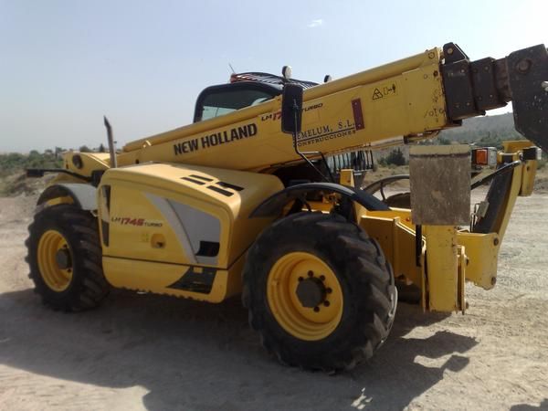 Manipulador Telescopico New Holland LM 1745 Turbo