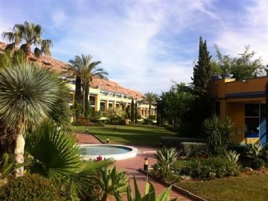 Apartamento con 4 dormitorios se vende en Marbella, Costa del Sol