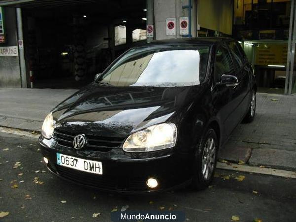 Volkswagen Golf  1.6 Fsi Highline \'05