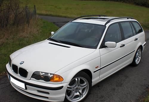 BMW 320 i Touring