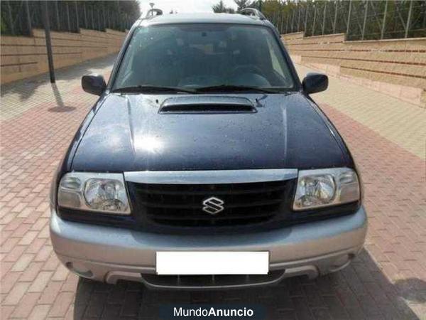 Suzuki Grand Vitara 2.0 DIESEL DLX