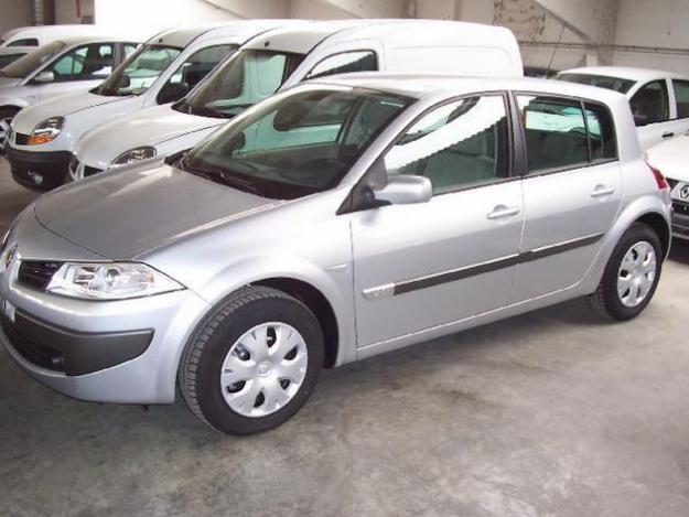 Comprar Renault MEGANE 1.9 DCI 130 CV CONFORT EXPRESSION '06 en Huesca