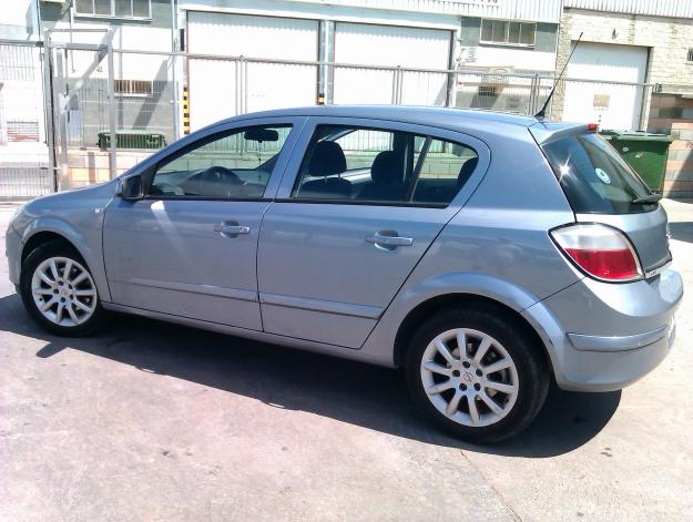 Vendo coche opel astra año 2006