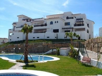 Apartamento con 1 dormitorio se vende en Casares Costa, Costa del Sol