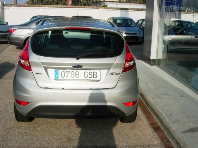 FORD Focus 2.0i 16v Ghia