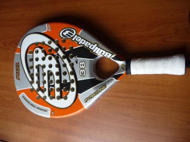 VENDO PALA BULLPADEL PIXELL