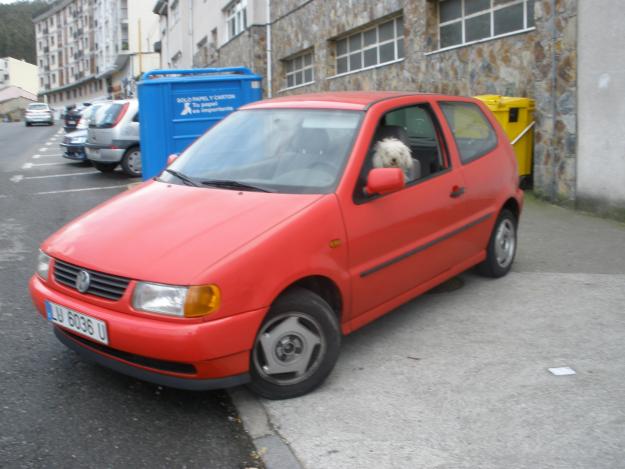 VENDO VOLKSWAGEN POLO