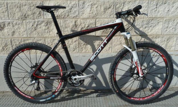 Bicicleta Scott Scale Carbono