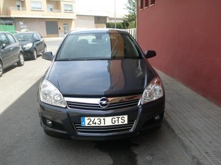 Opel Astra 17GTCCDTIECOFLEX110CV en Murcia