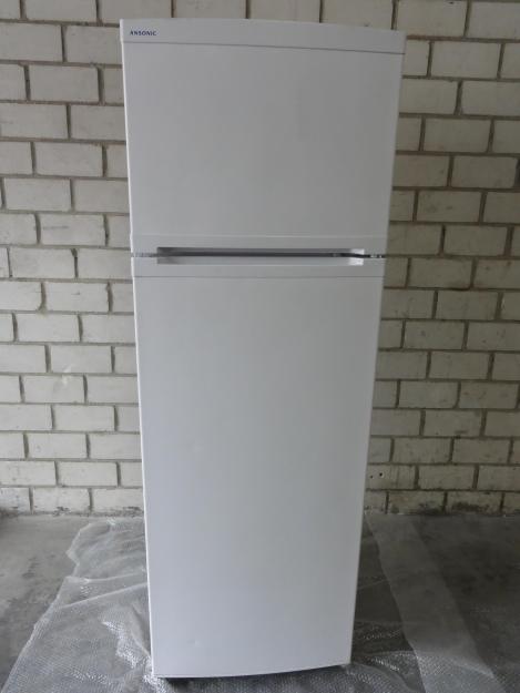 Vendo Refrigerador y Bicicleta Elíptica en Perfecto Estado