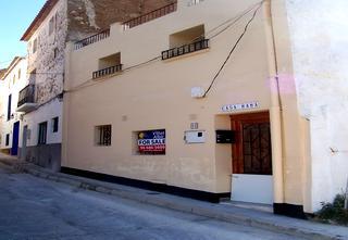 4b  , 2ba   in Polop,  Costa Blanca South   - 149950  EUR