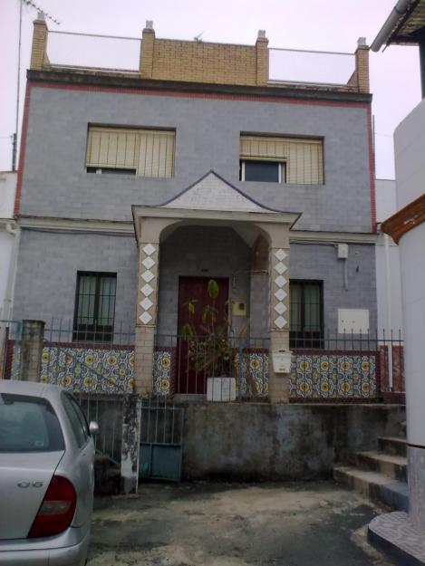 CASA EN VILLANUEVA DEL RIO Y MINAS(SEVILLA)