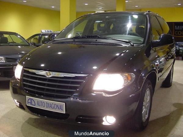 Chrysler Voyager del año 2006 - Barcelona