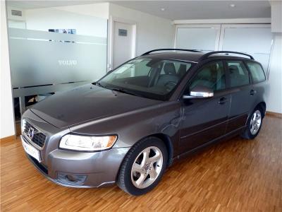 Volvo v50 d2 drive momentum