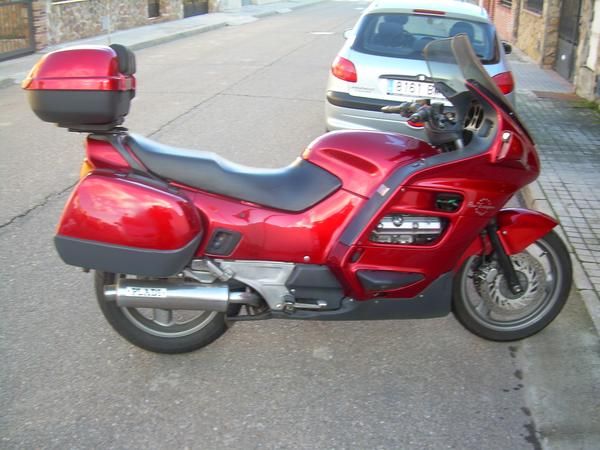 Se vende honda pan european st 1100