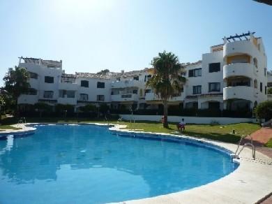 Apartamento con 2 dormitorios se vende en Benalmadena Costa, Costa del Sol