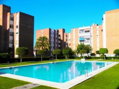 Apartamento con 3 dormitorios se vende en Benalmadena Costa, Costa del Sol