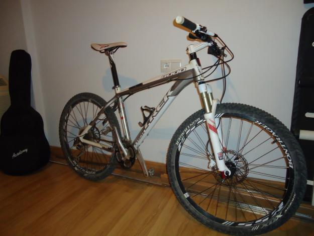 Bicicleta MTB Trek 8000 2010